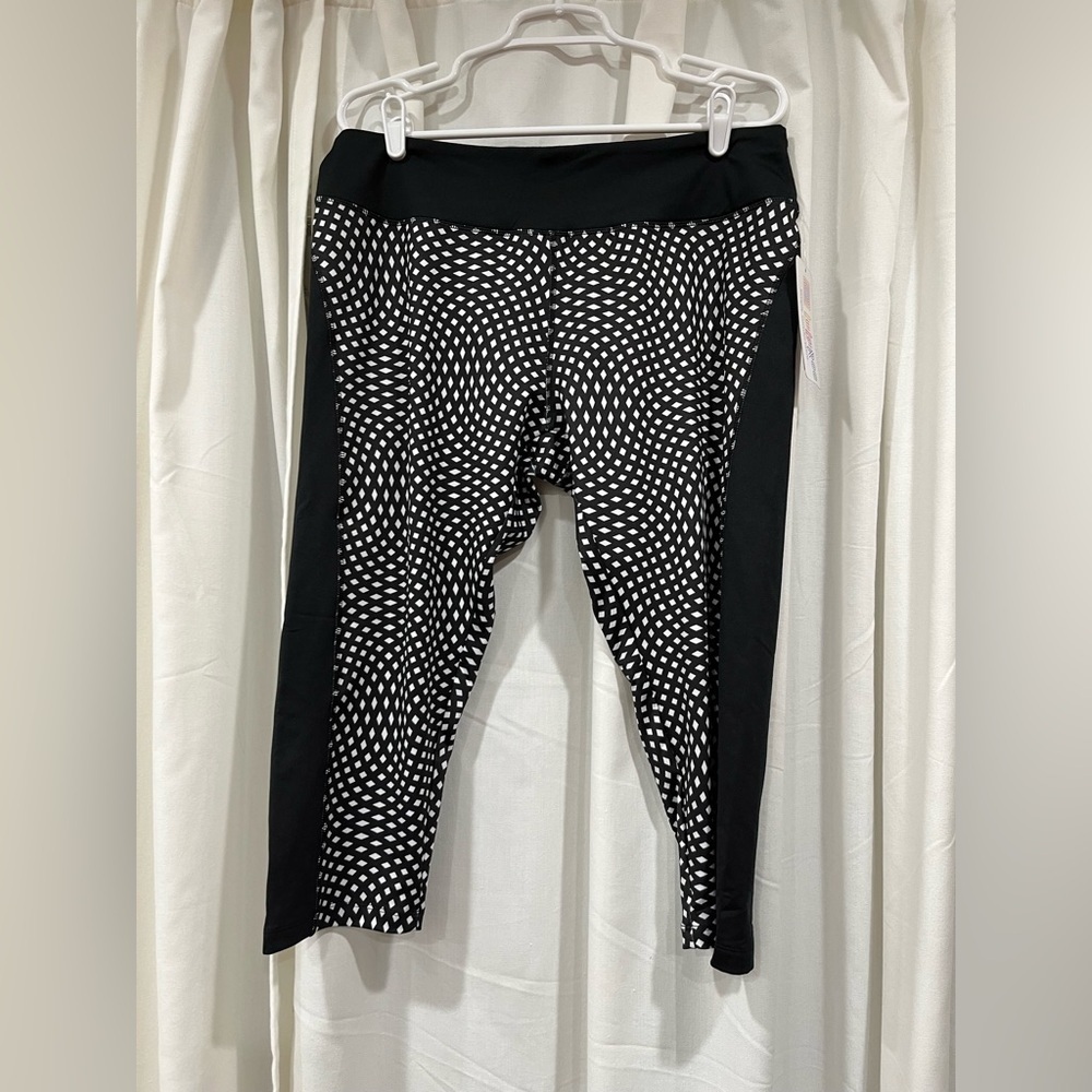 Lularoe Jade 2x Compression Capris